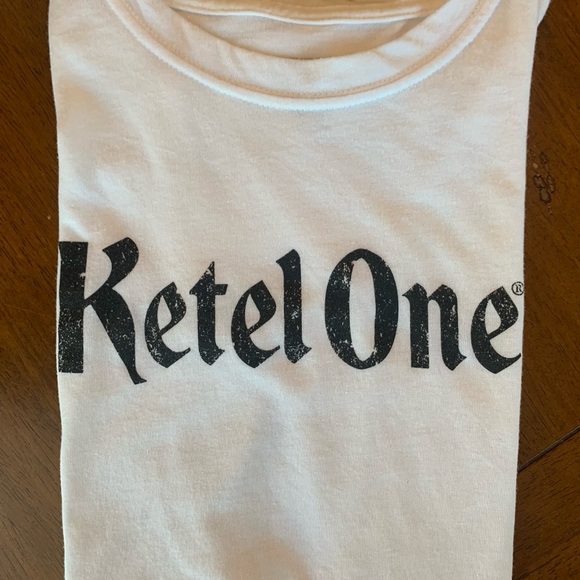 Ketel One T shirt size medium - Picture 2 of 3